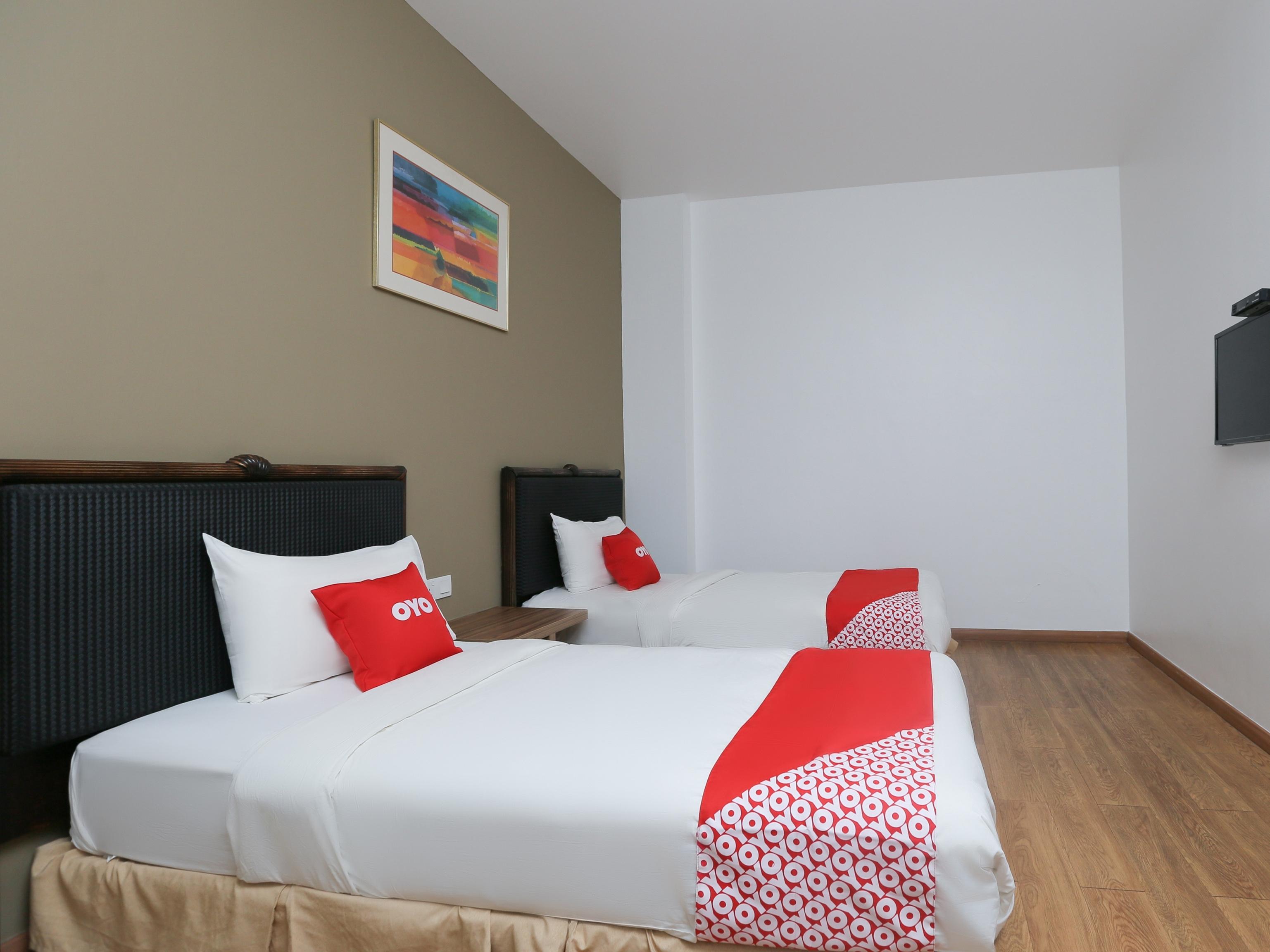 Oyo 89915 East Mount Hotel Kukup Luaran gambar