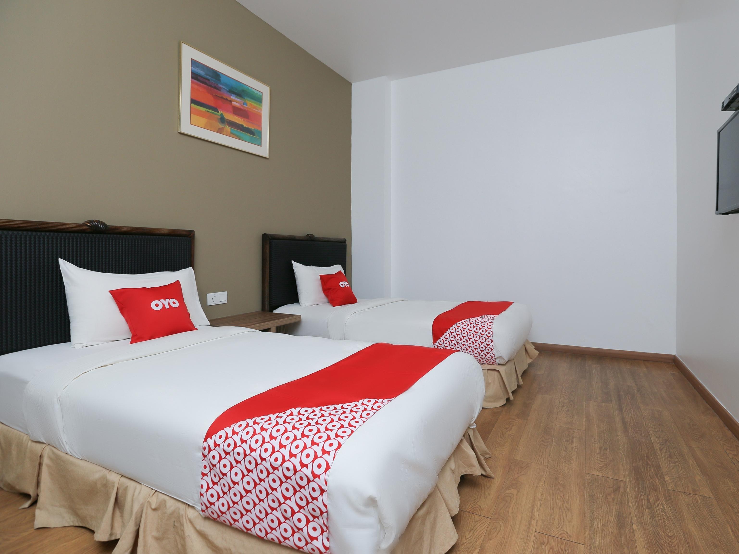 Oyo 89915 East Mount Hotel Kukup Luaran gambar