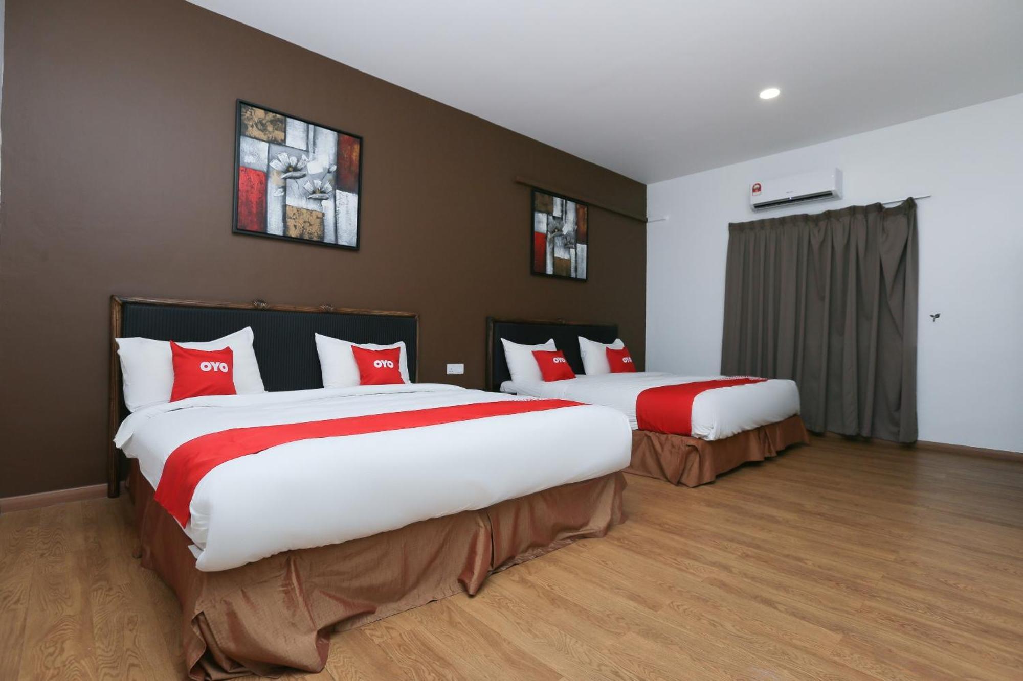 Oyo 89915 East Mount Hotel Kukup Luaran gambar