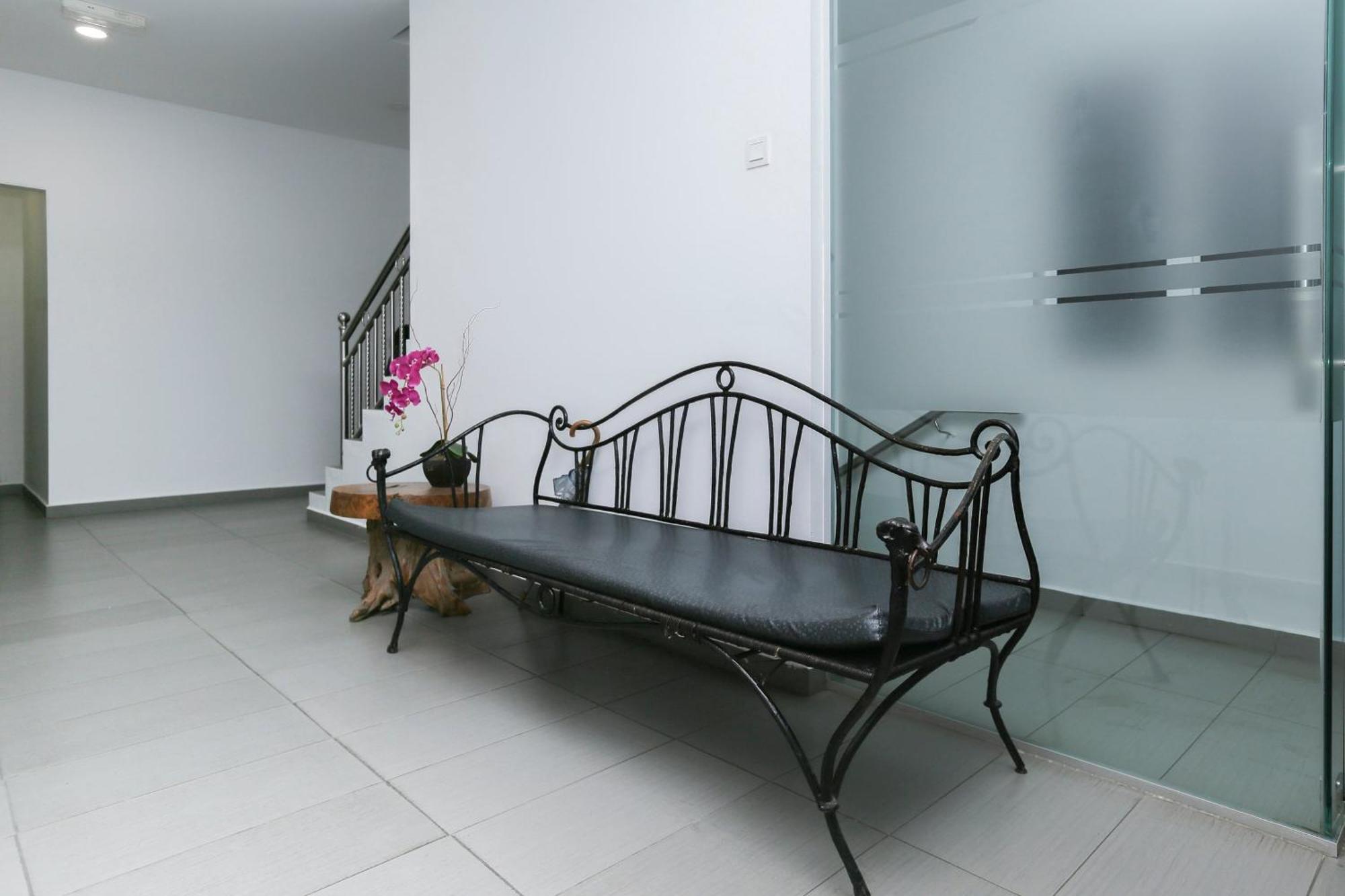 Oyo 89915 East Mount Hotel Kukup Luaran gambar