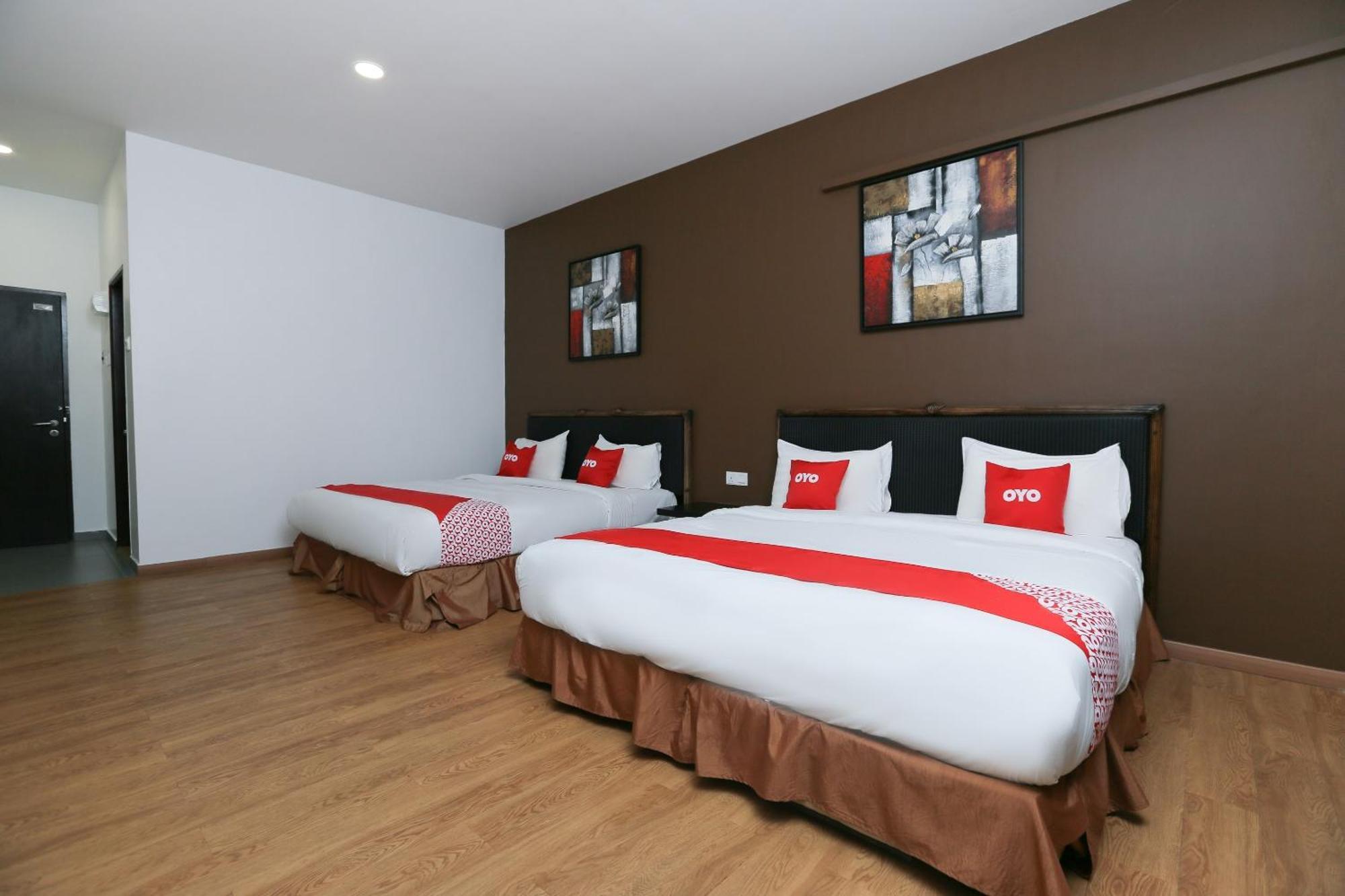Oyo 89915 East Mount Hotel Kukup Luaran gambar