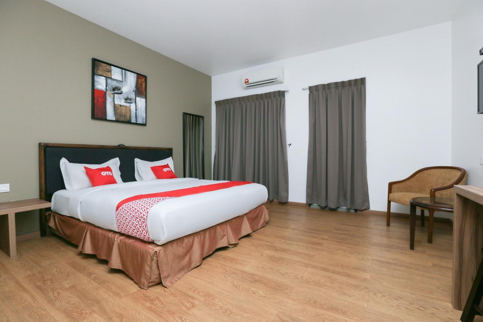 Oyo 89915 East Mount Hotel Kukup Luaran gambar